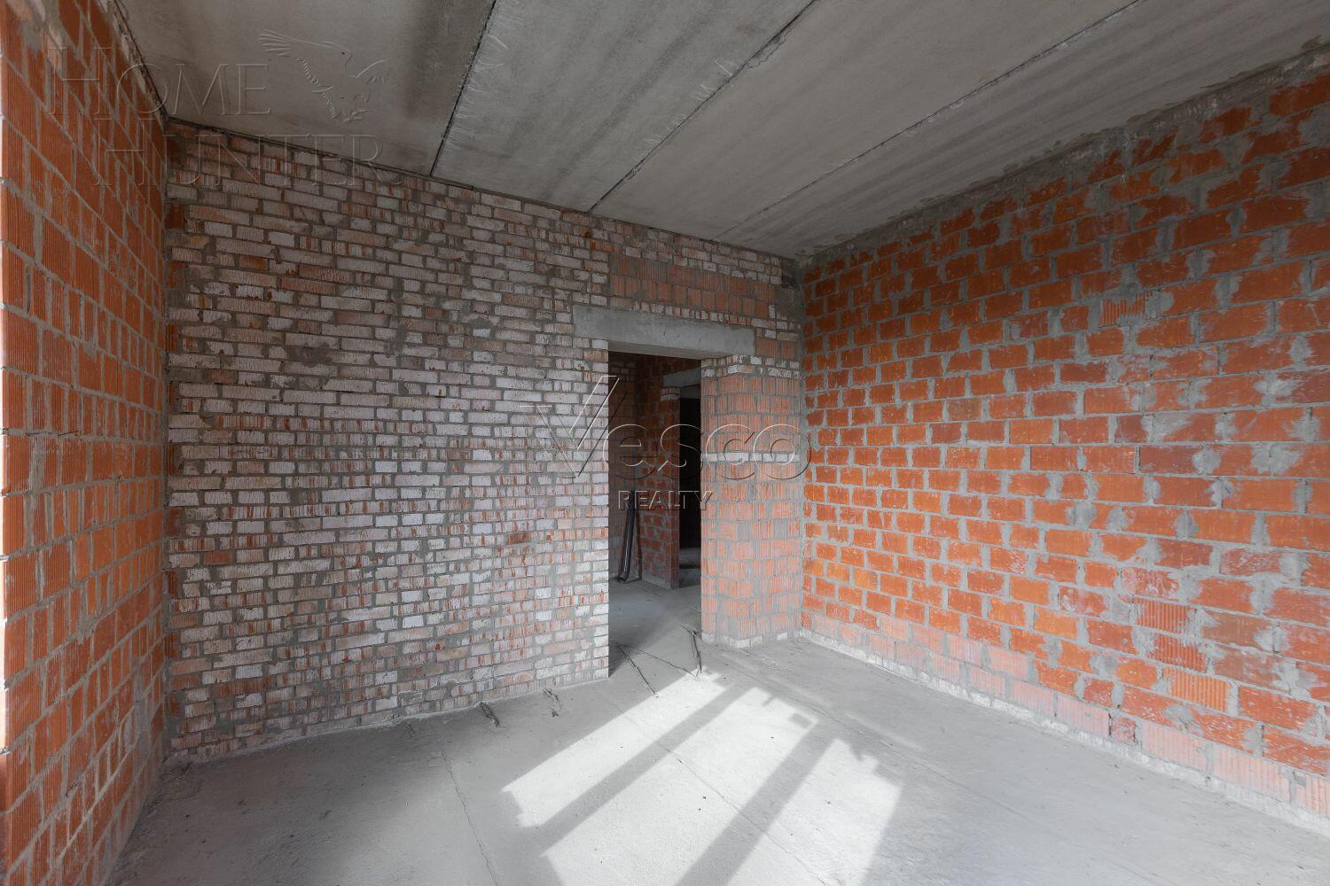 2-этажный коттедж 272 м² без отделки