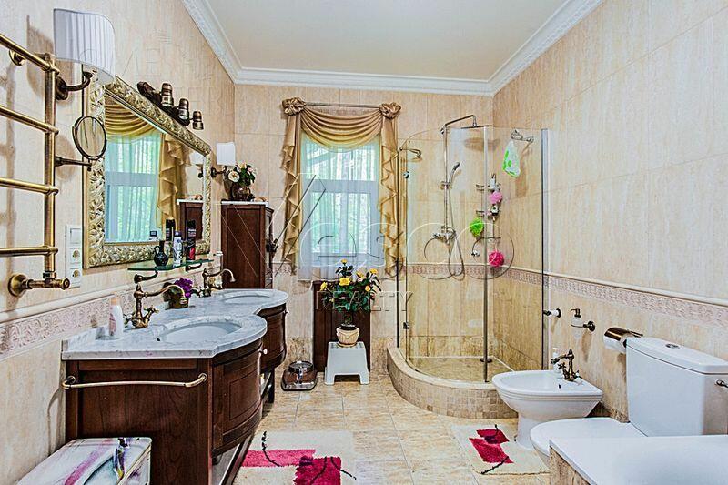 2-этажный коттедж 520 м² с отделкой