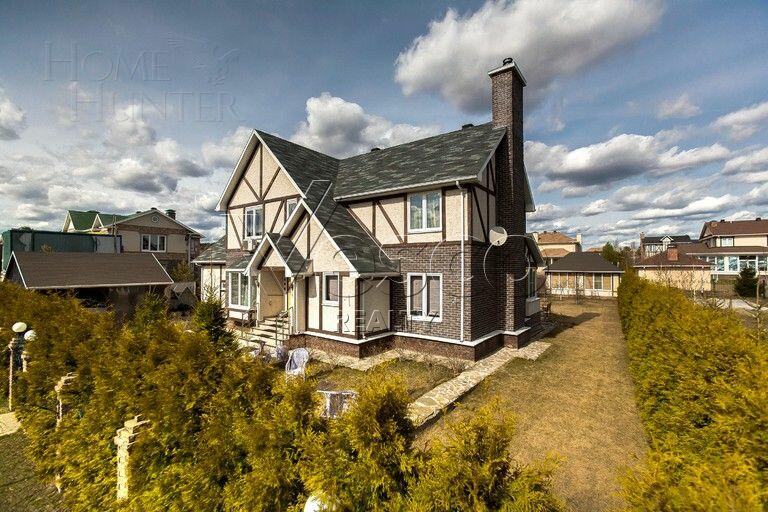 2-этажный коттедж 300 м² с отделкой