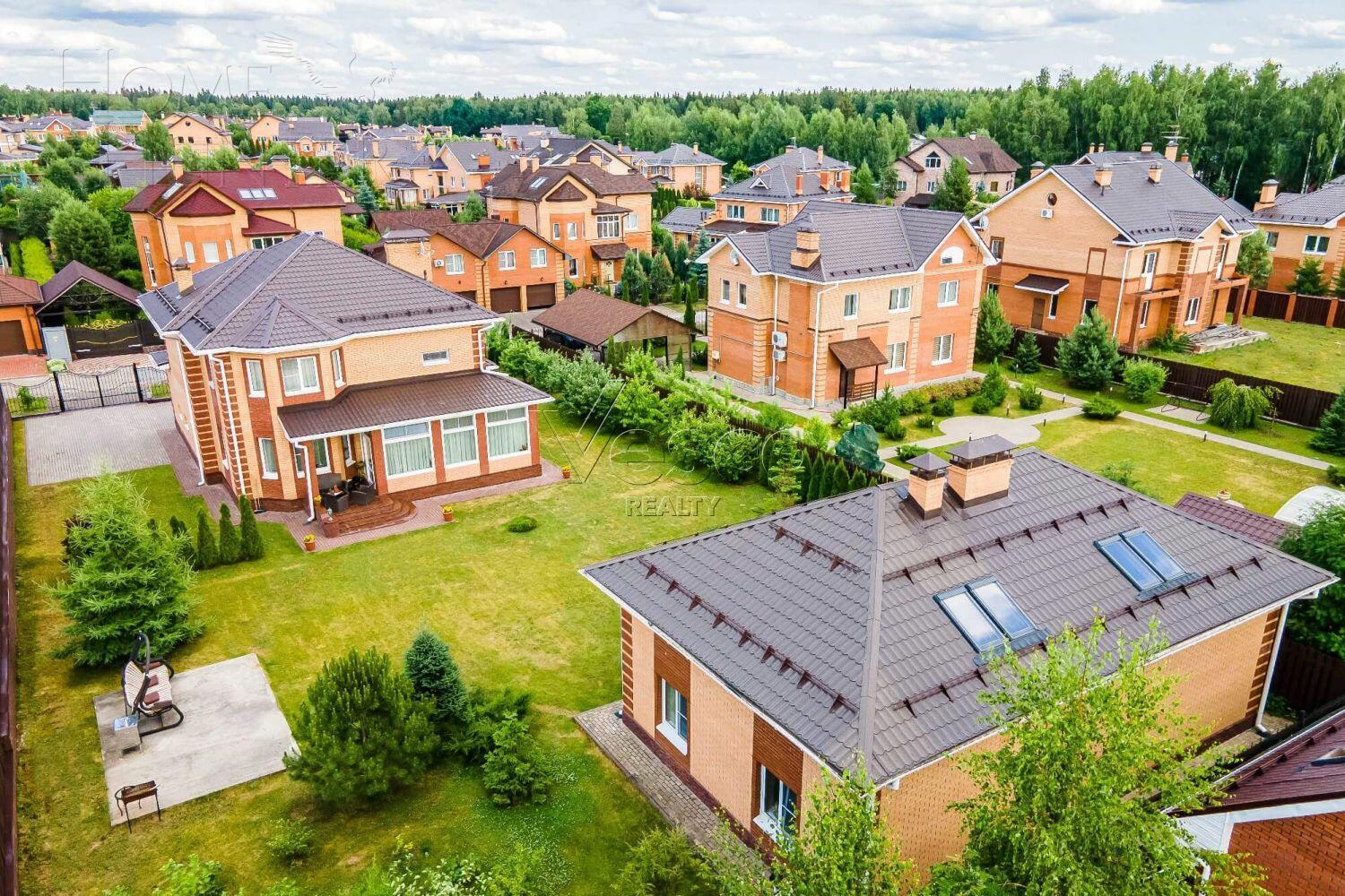 2-этажный коттедж 420 м² с отделкой