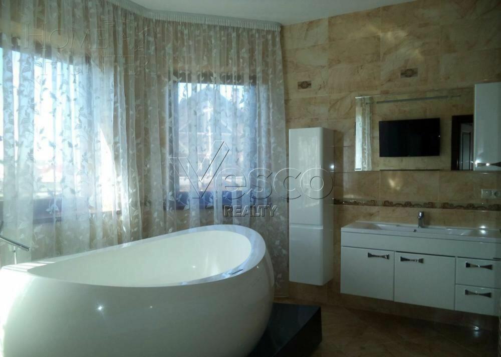 2-этажный коттедж 800 м² с отделкой