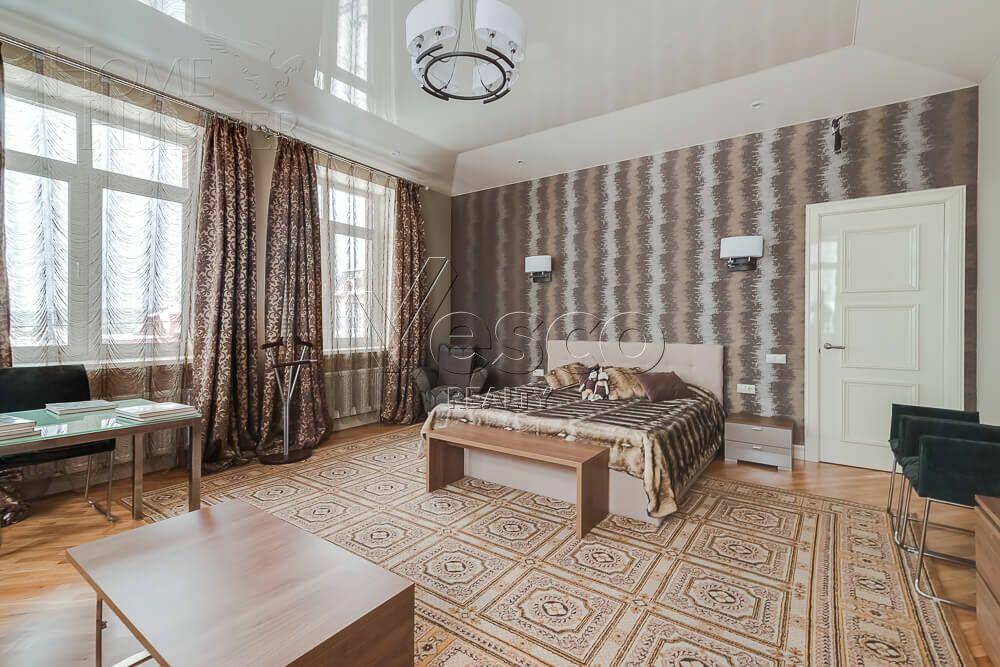 2-этажный коттедж 850 м² с отделкой