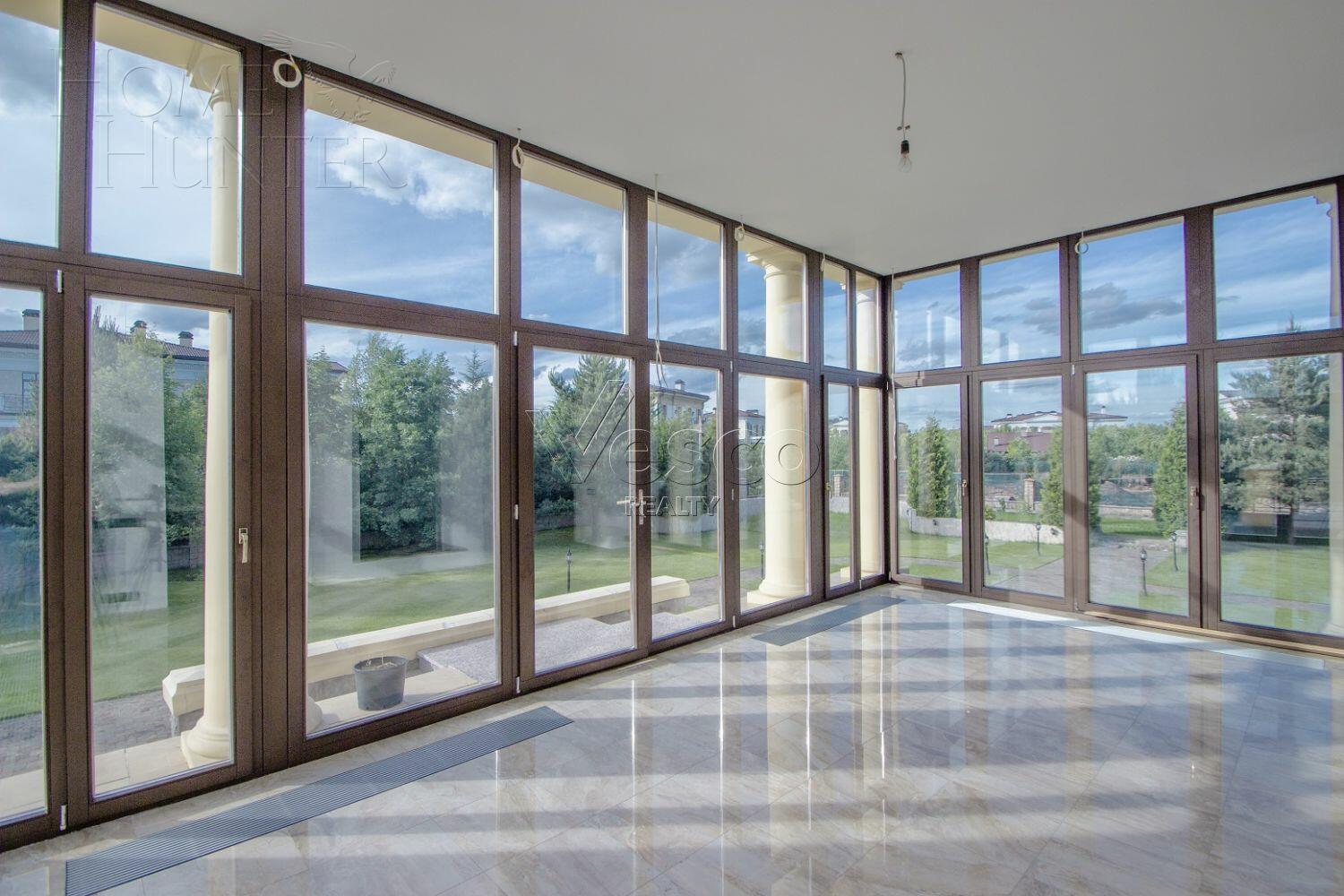 2-этажный коттедж 800 м² с отделкой