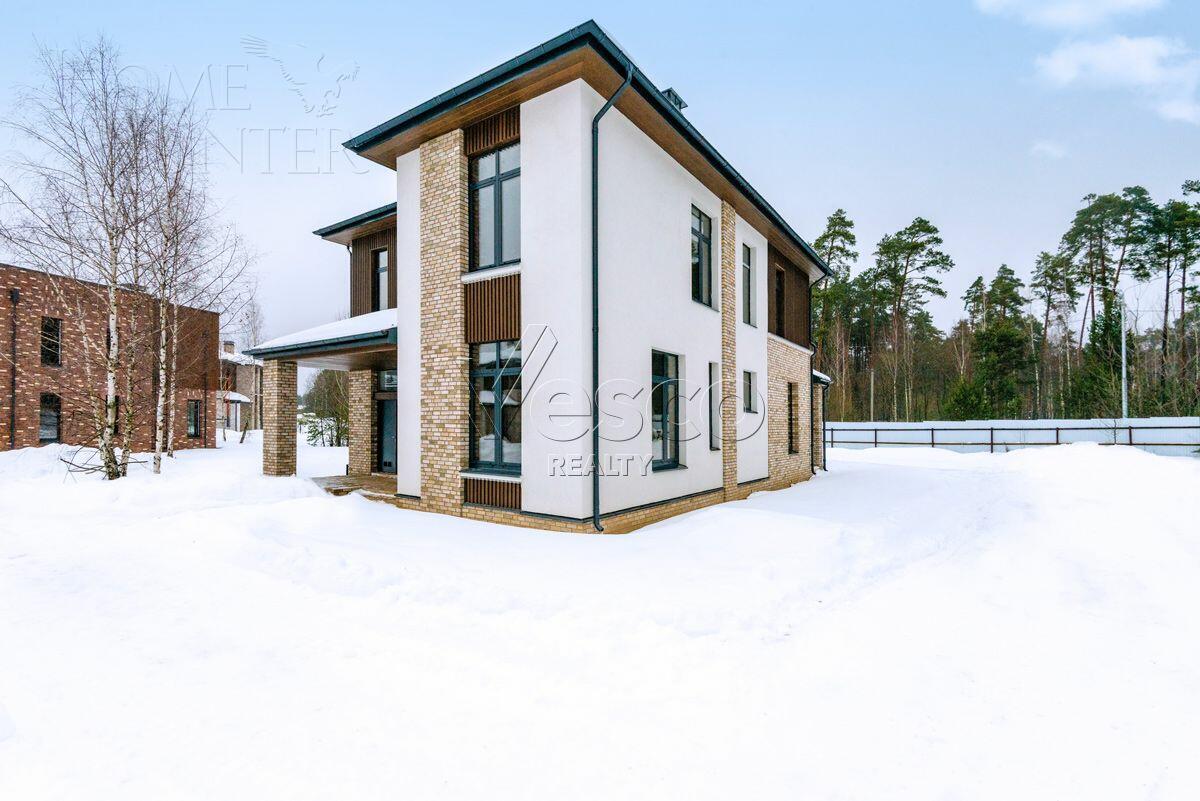 2-этажный коттедж 290.6 м² без отделки