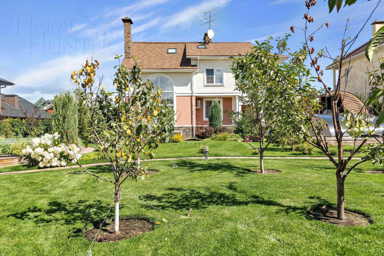 2-этажный коттедж 540 м² с отделкой