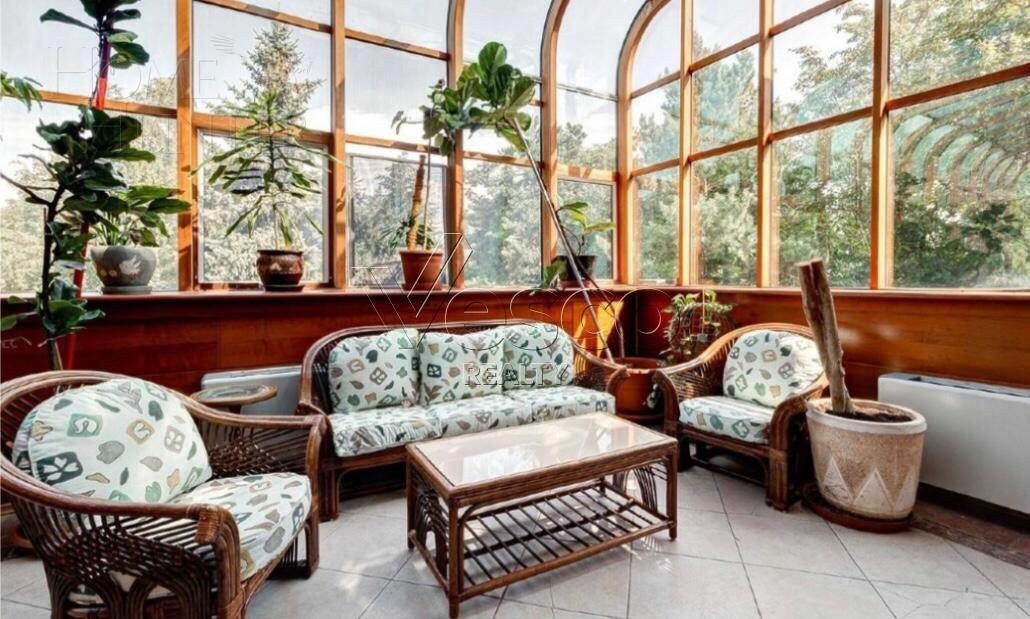 2-этажный коттедж 650 м² с отделкой