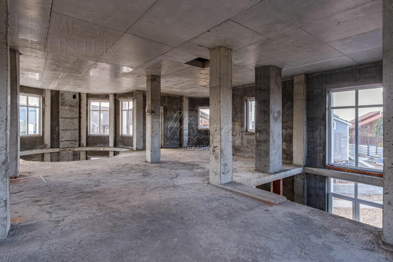 2-этажный коттедж 300 м² без отделки