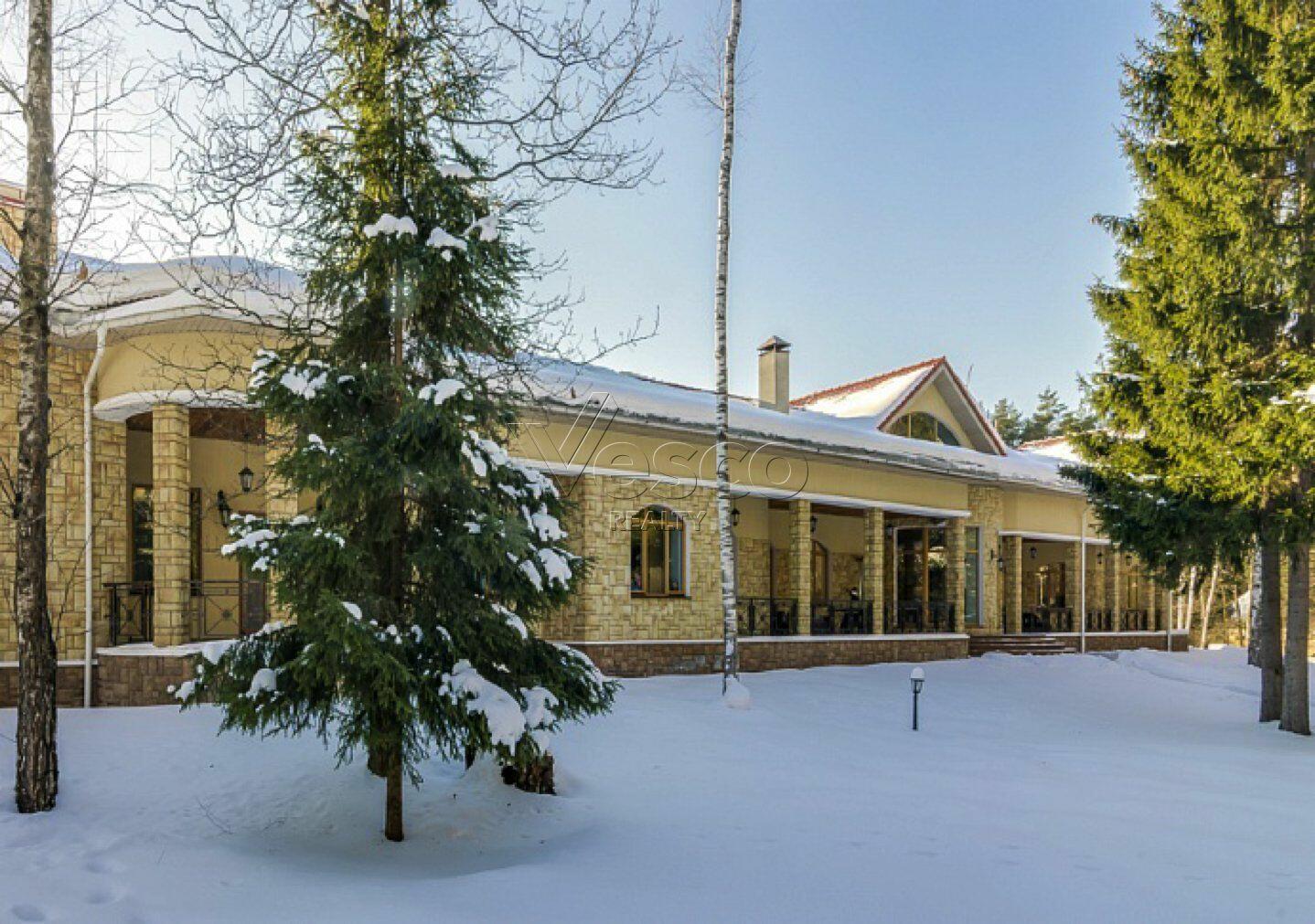 2-этажный коттедж 600 м² с отделкой