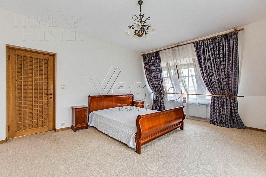 2-этажный коттедж 720 м² с отделкой