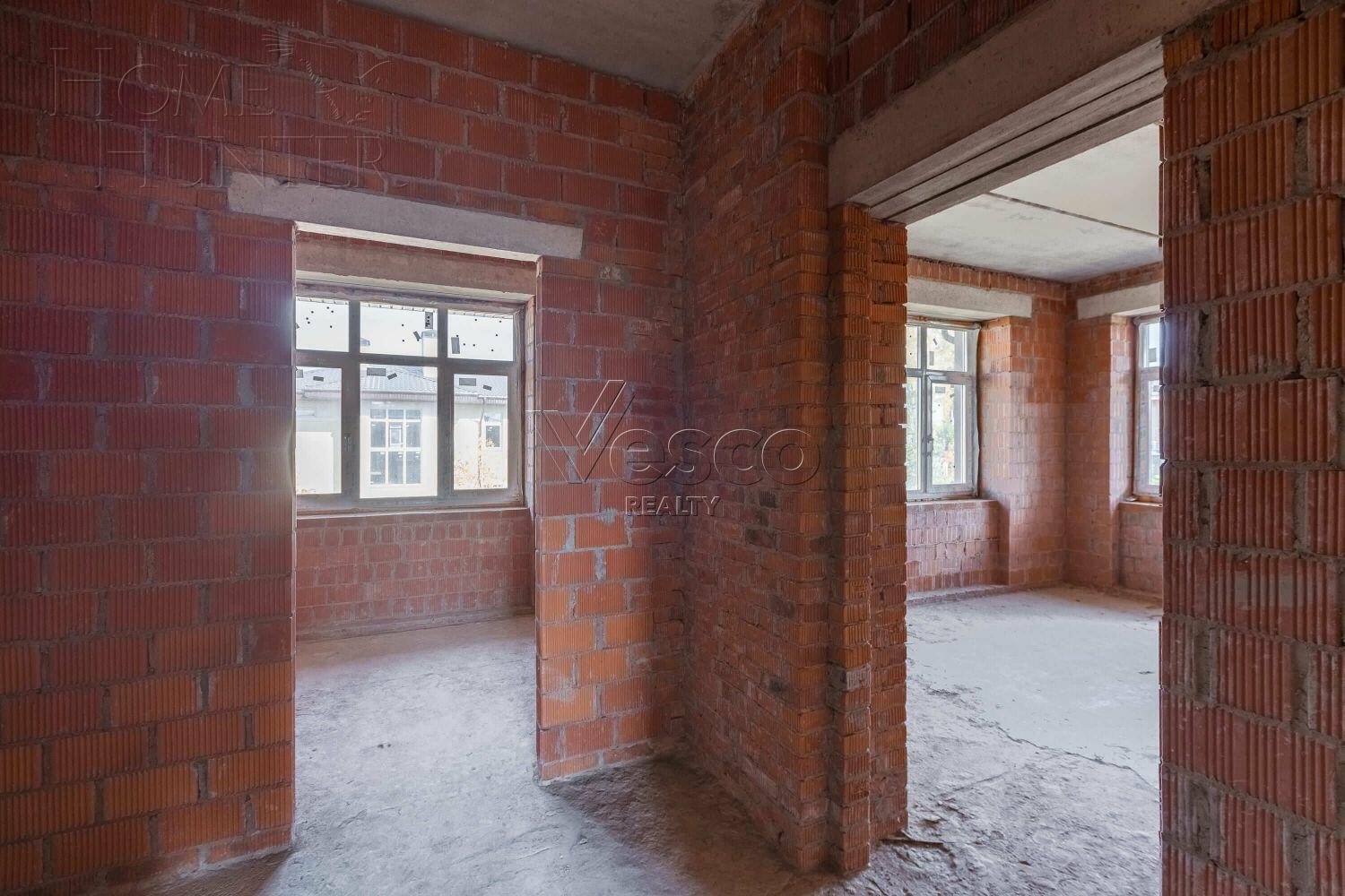 2-этажный коттедж 270 м² без отделки