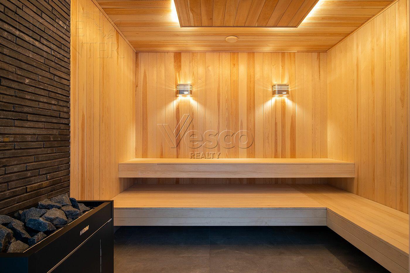 3-этажный коттедж 2 600 м² с отделкой