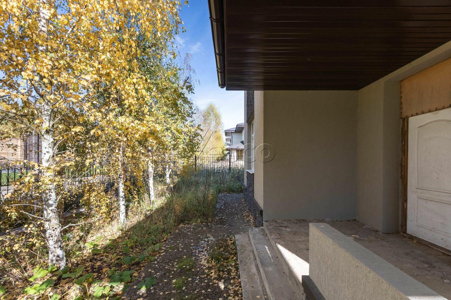 2-этажный коттедж 270 м² без отделки