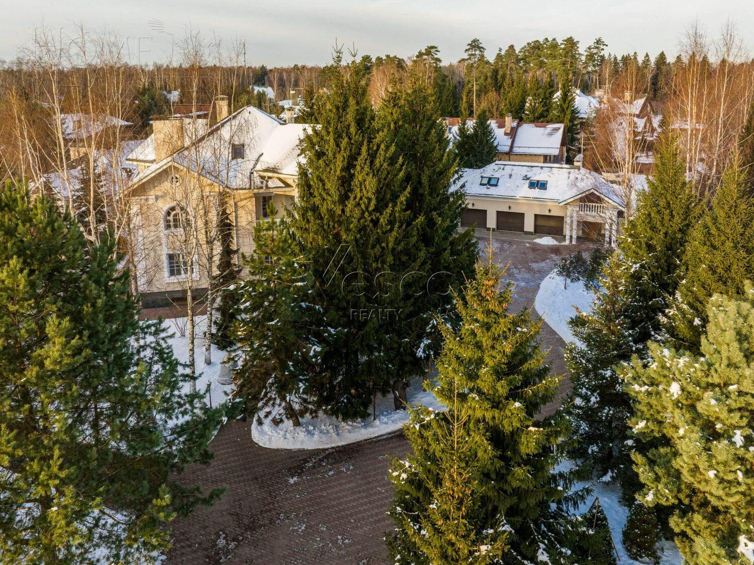 2-этажный коттедж 1 720 м² с отделкой