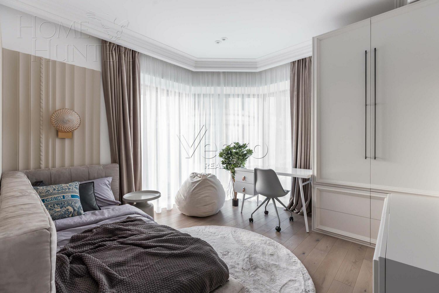 4-КОМН. КВАРТИРА С ОТДЕЛКОЙ 138 М² НА 4 ЭТАЖЕ