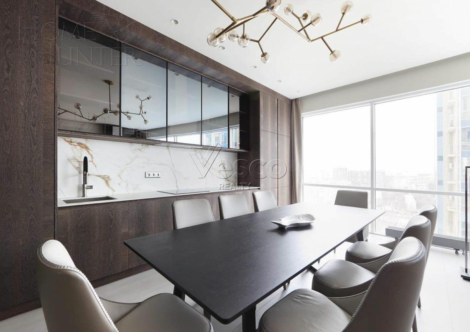 4-КОМН. КВАРТИРА С ОТДЕЛКОЙ 212 М² НА 21 ЭТАЖЕ