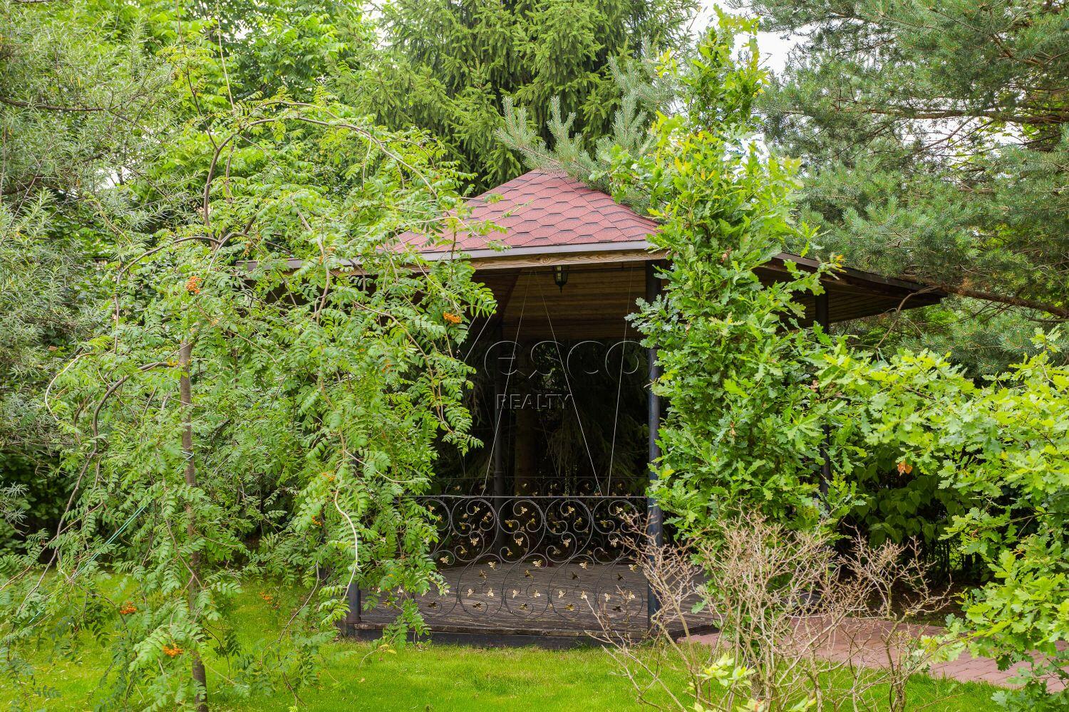 2-этажный коттедж 580 м² с отделкой