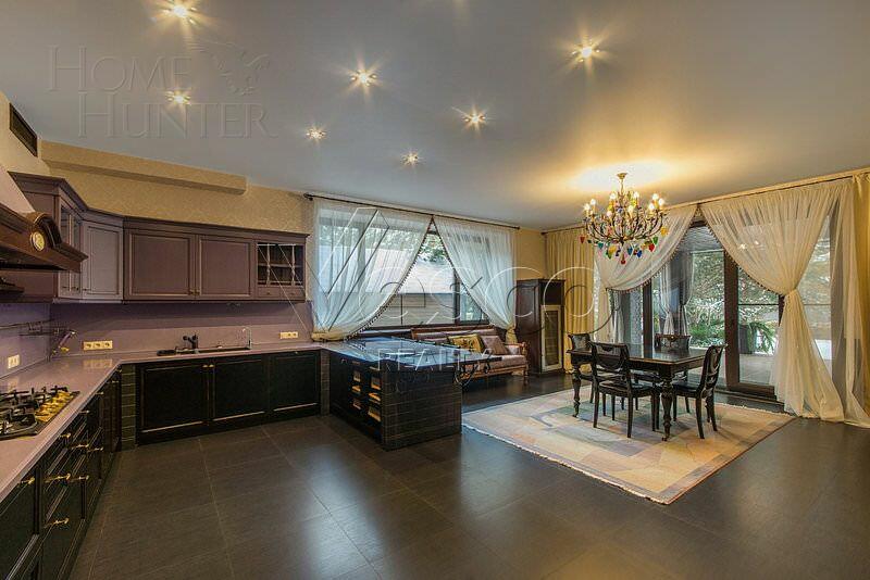 2-этажный коттедж 980 м² с отделкой