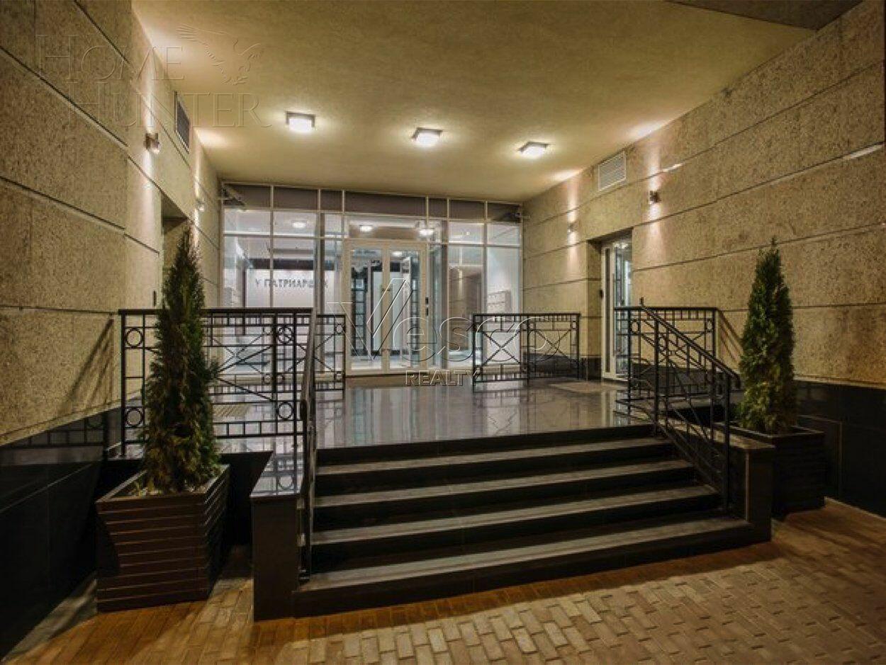 2-этажный коттедж 800 м² с отделкой