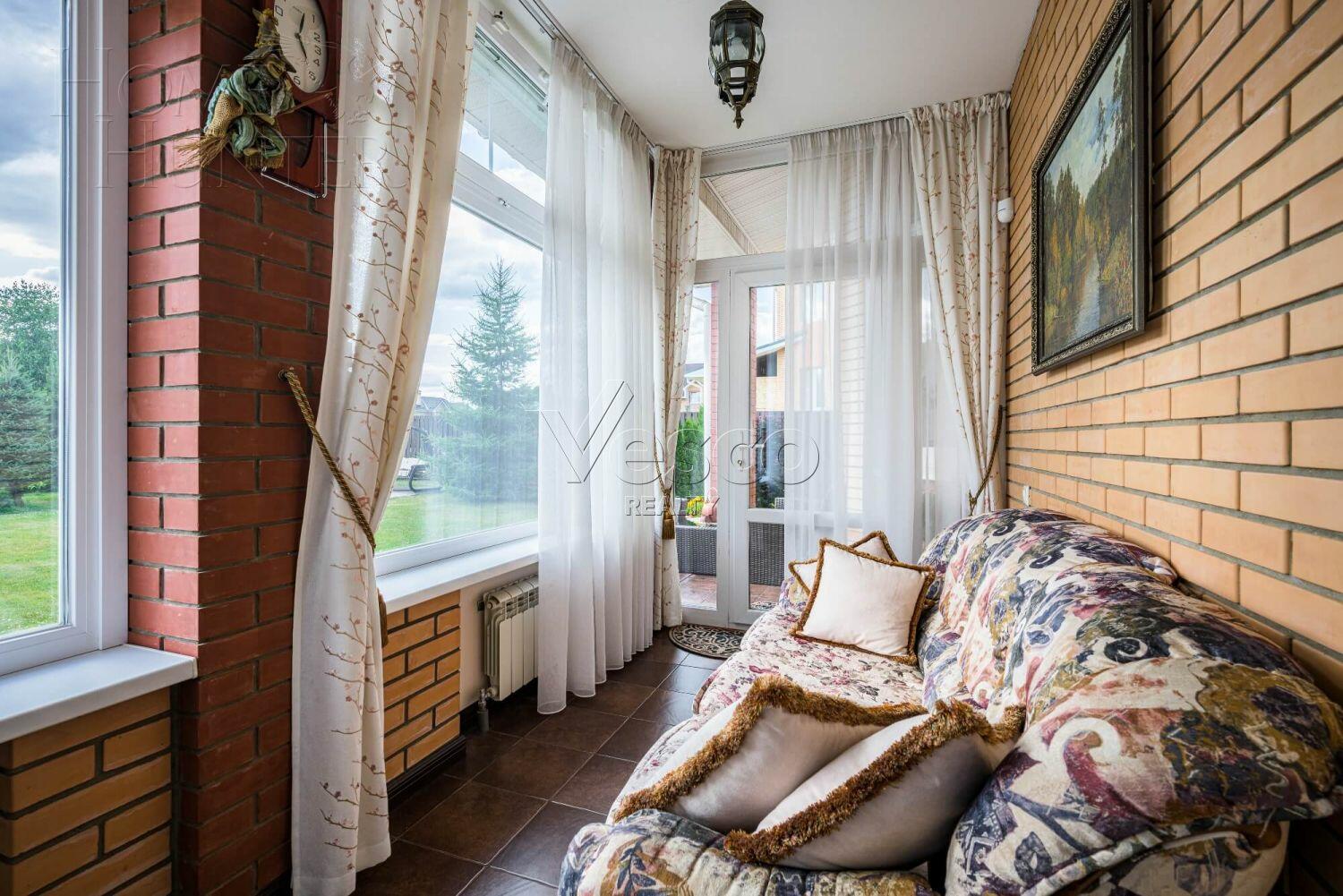 2-этажный коттедж 420 м² с отделкой