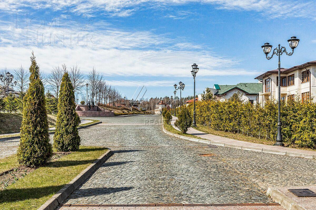 Участок 24.5 сот. в охраняемом поселке