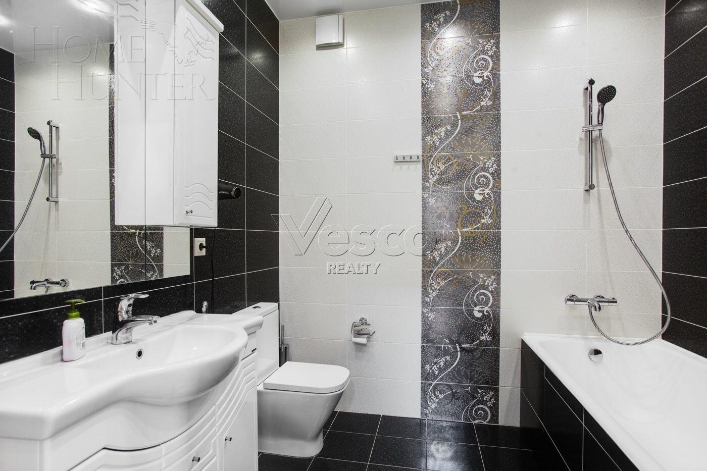 2-этажный коттедж 500 м² с отделкой