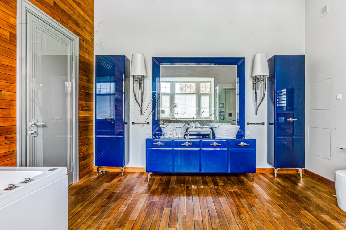 2-этажный коттедж 1 400 м² с отделкой