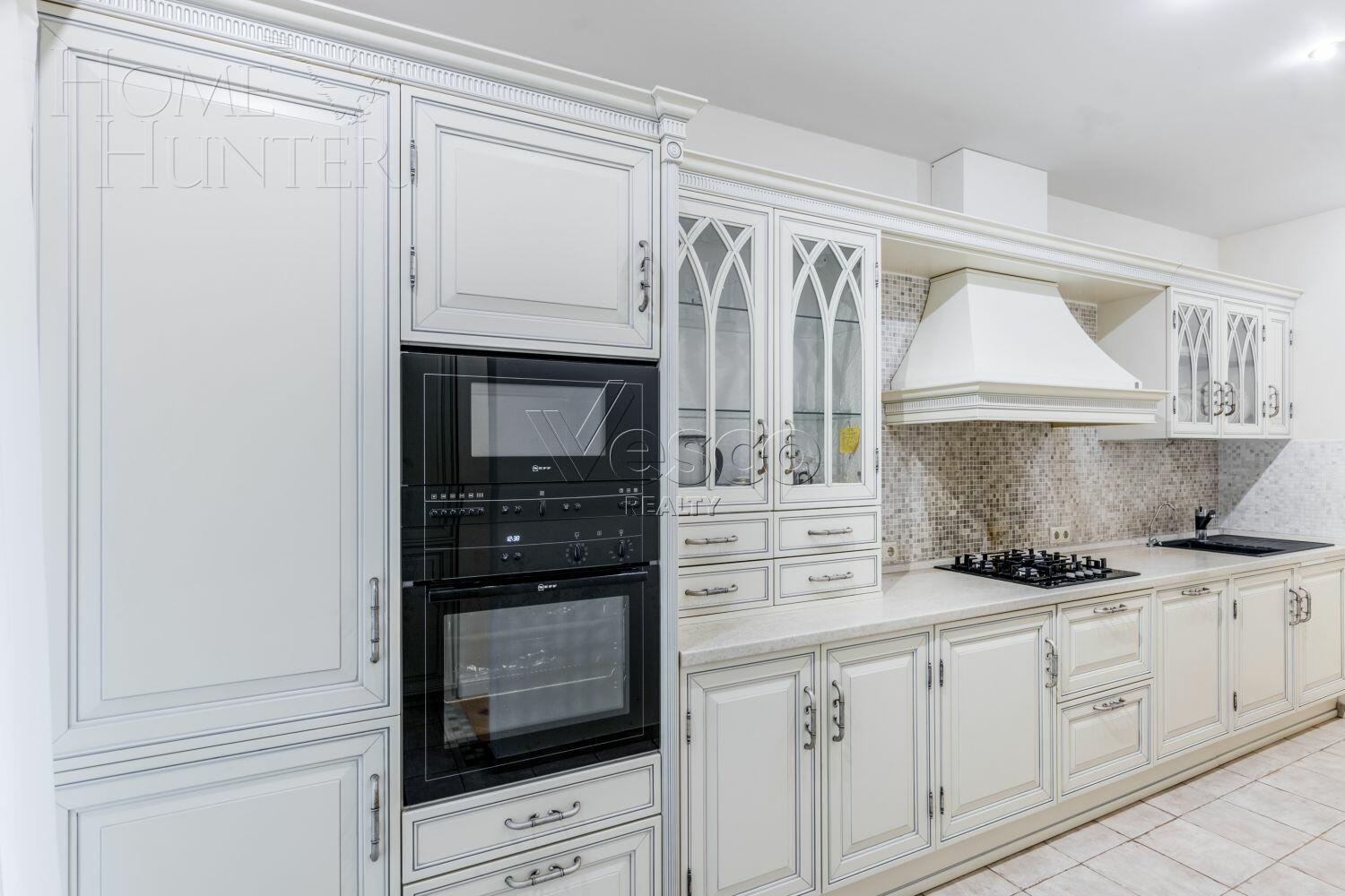 2-этажный коттедж 820 м² с отделкой