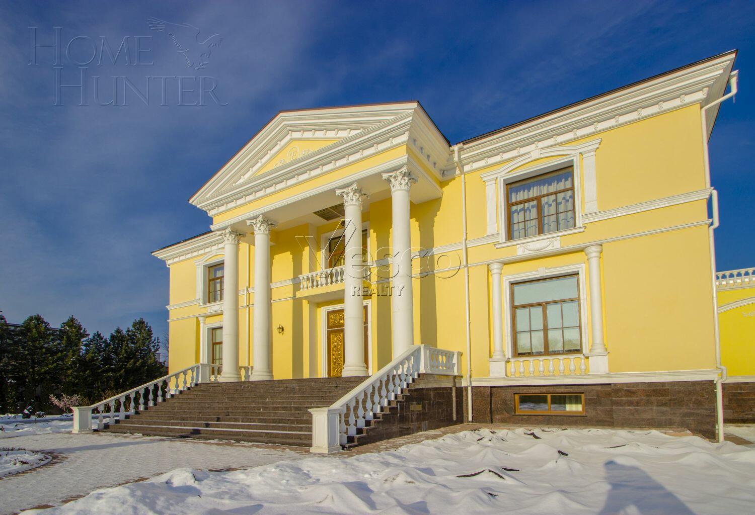 2-этажный коттедж 3 000 м² с отделкой