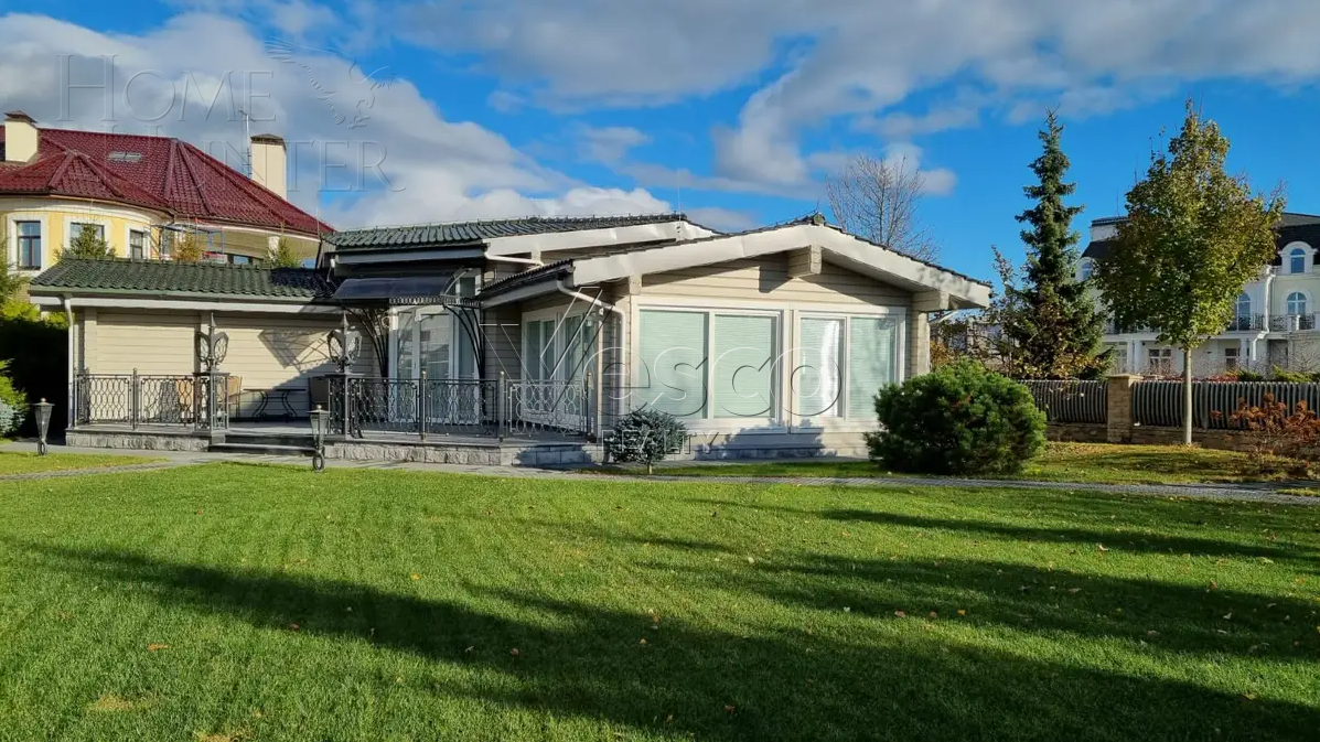 2-этажный коттедж 900 м² с отделкой