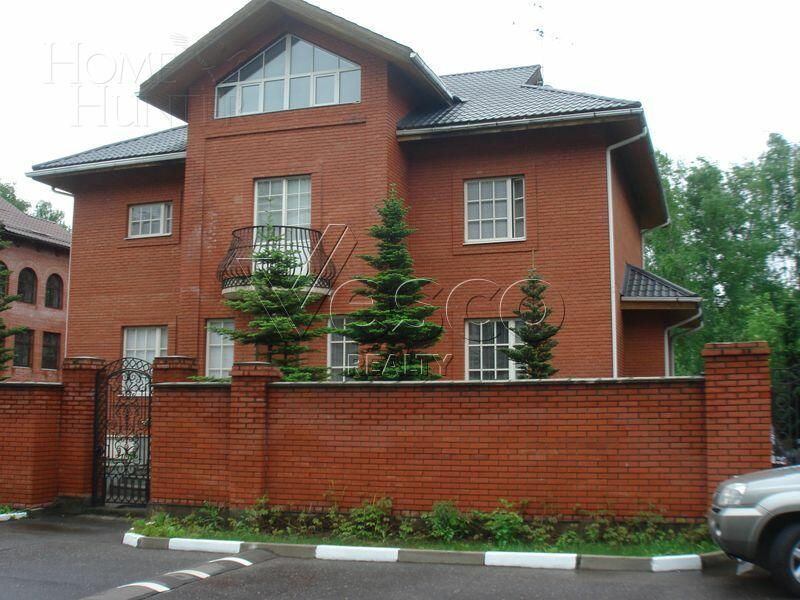 2-этажный коттедж 453 м² с отделкой