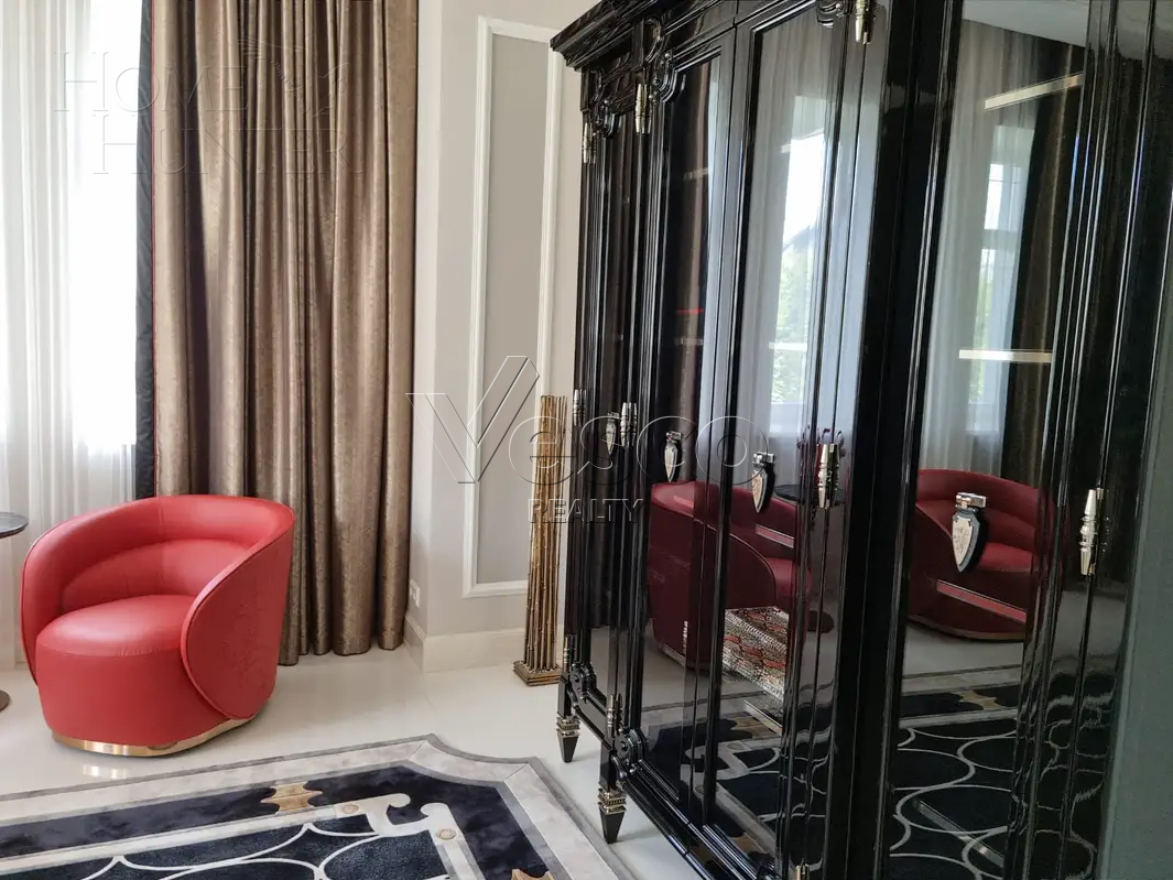 2-этажный коттедж 900 м² с отделкой