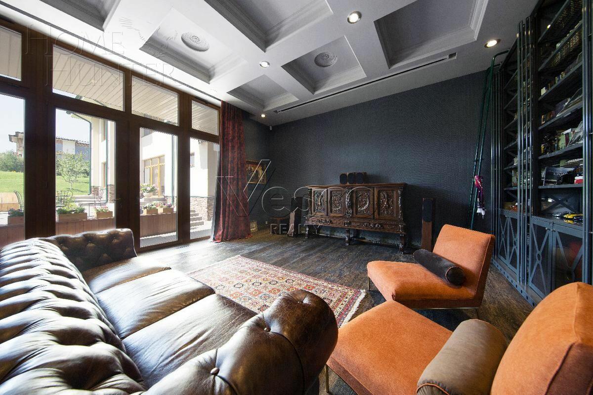 2-этажный коттедж 900 м² с отделкой