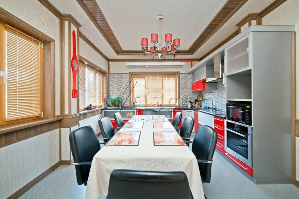 2-этажный коттедж 580 м² с отделкой