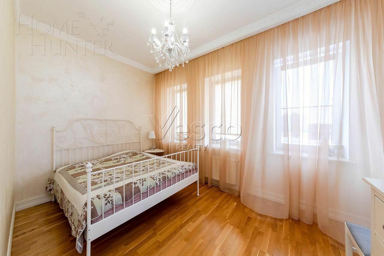 3-этажный коттедж 786 м² с отделкой