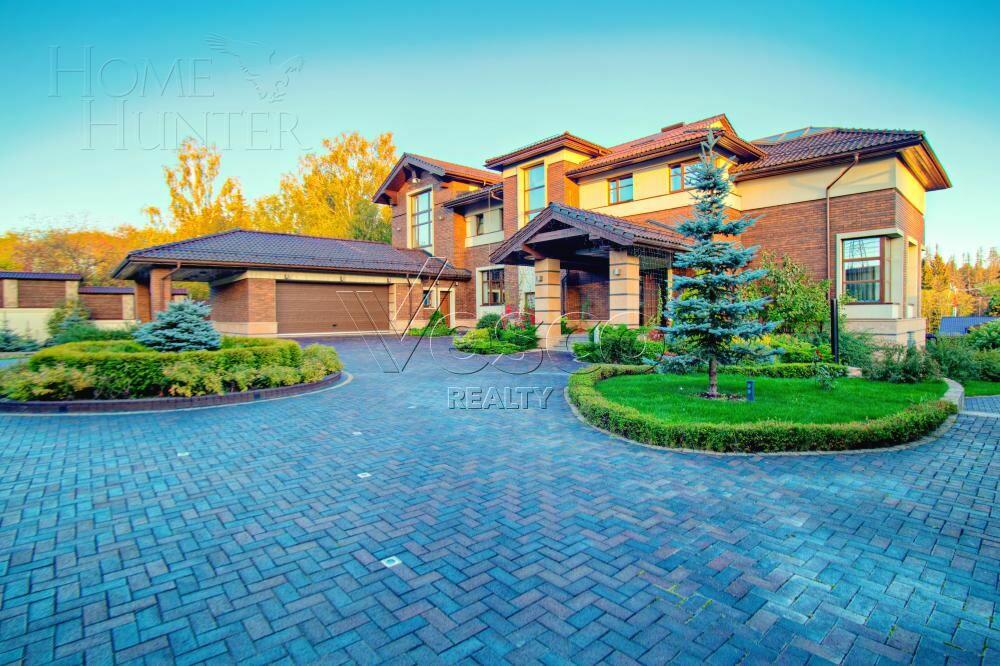 2-этажный коттедж 1 300 м² с отделкой