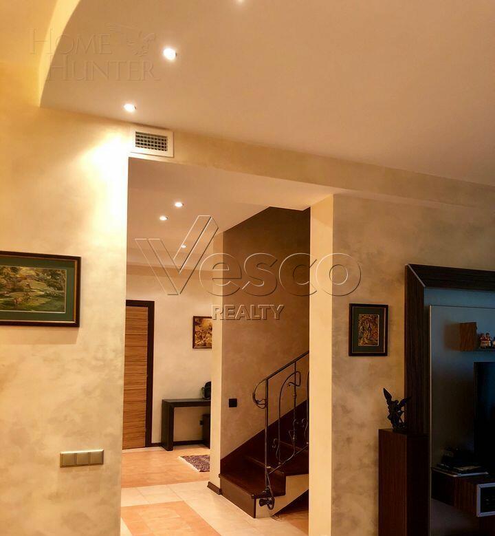 2-этажный коттедж 282 м² с отделкой