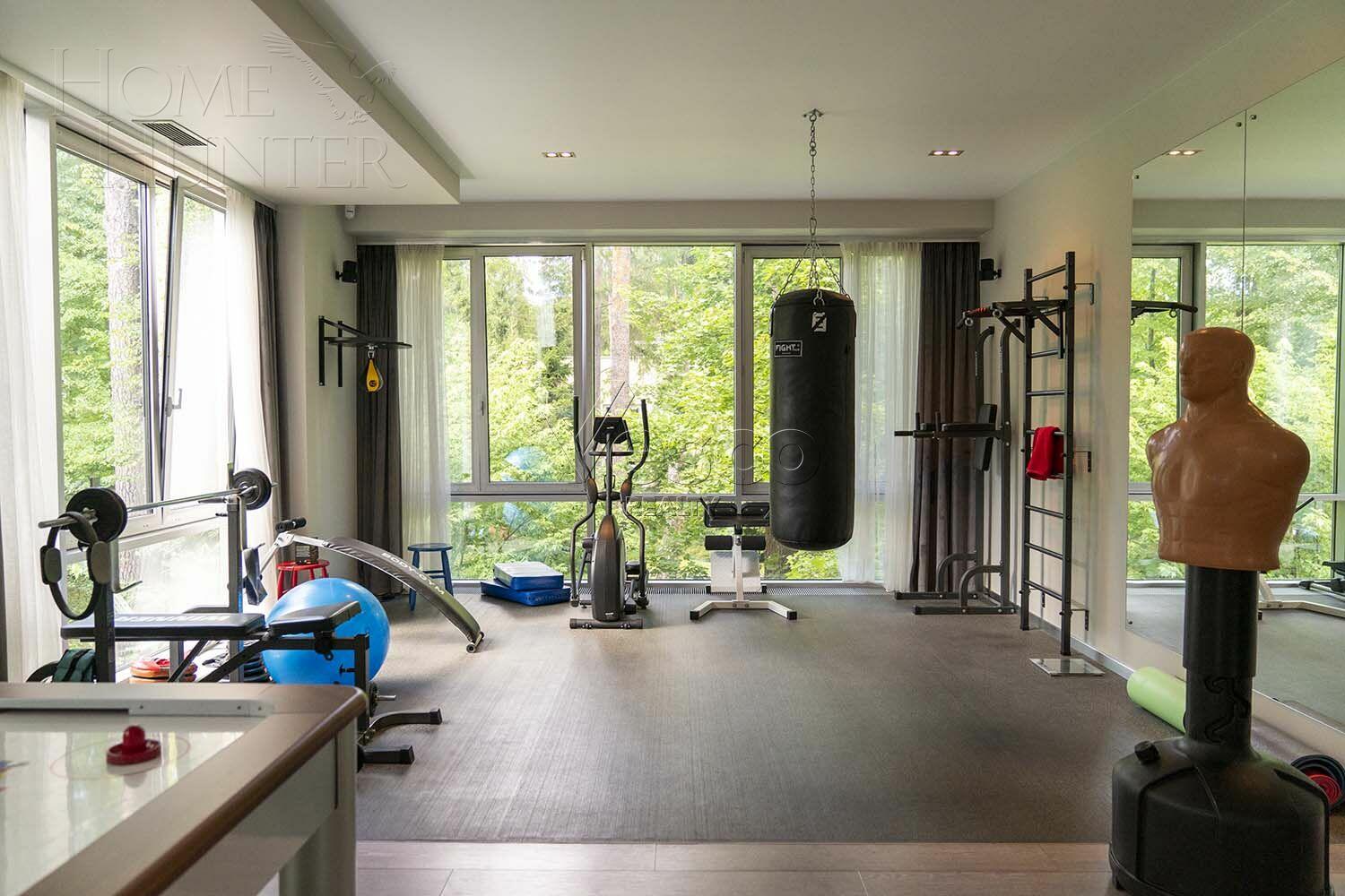 2-этажный коттедж 1 518 м² с отделкой