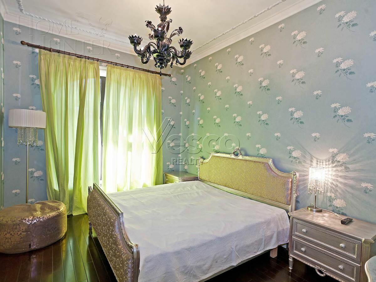 2-этажный коттедж 1 360 м² с отделкой