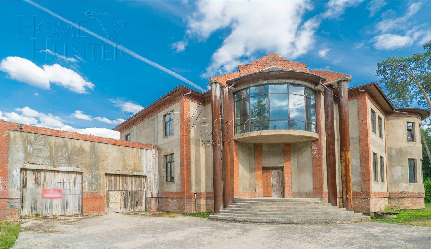 2-этажный коттедж 950 м² без отделки