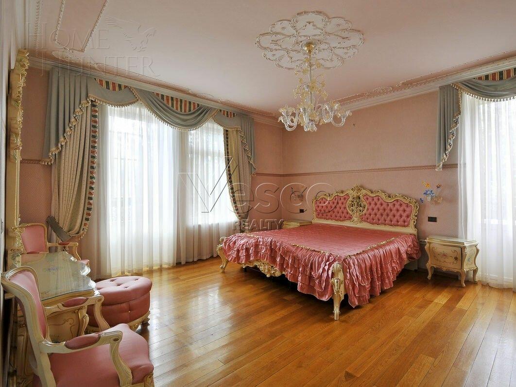 2-этажный коттедж 680 м² с отделкой