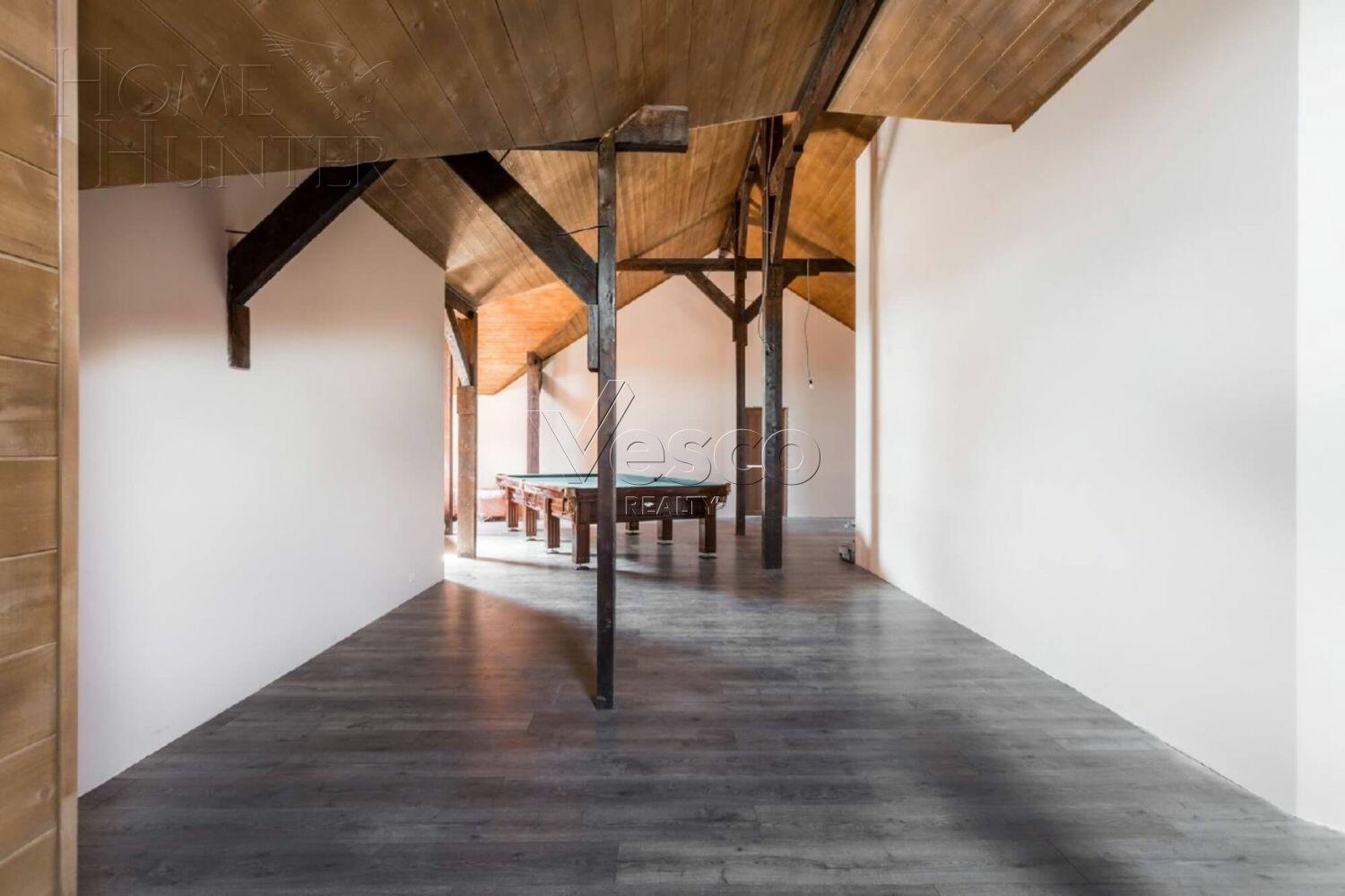 2-этажный коттедж 750 м² с отделкой