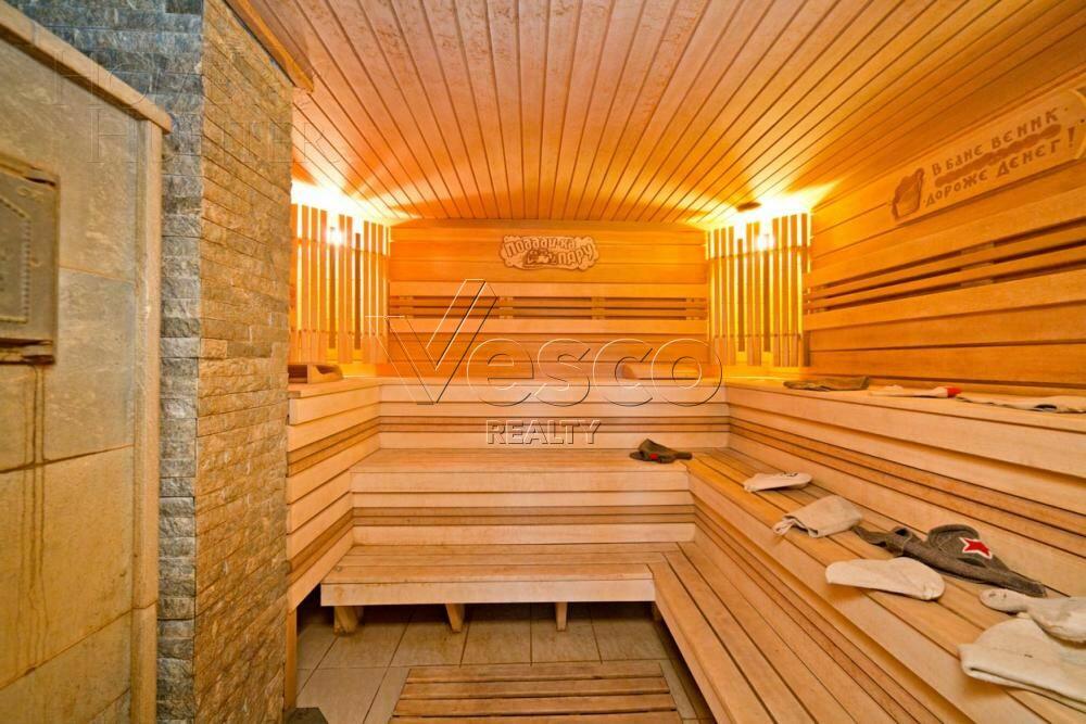 2-этажный коттедж 1 300 м² с отделкой