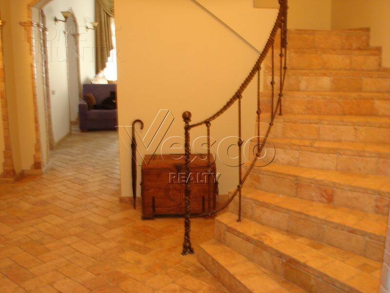 2-этажный коттедж 453 м² с отделкой