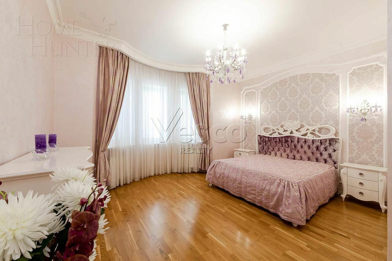 3-этажный коттедж 786 м² с отделкой