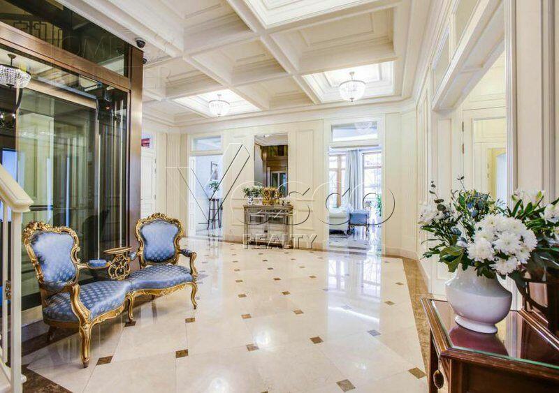 3-этажный коттедж 750 м² с отделкой