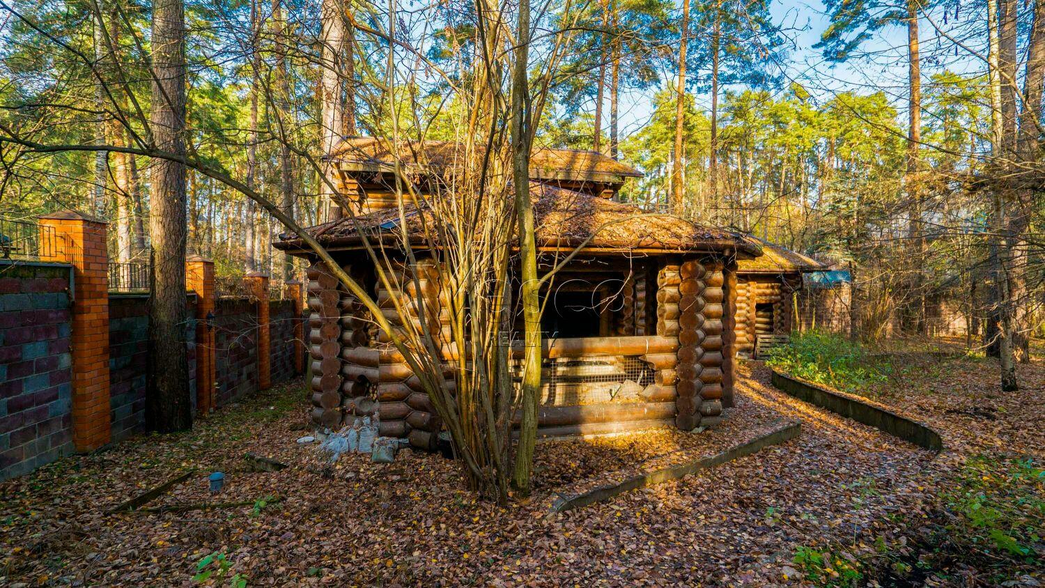 3-этажный коттедж 1 170 м² без отделки