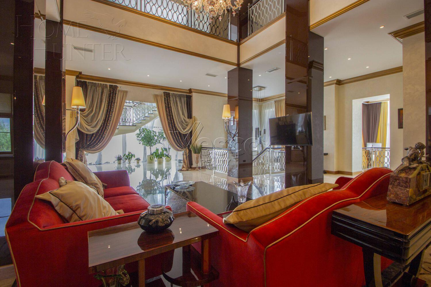 2-этажный коттедж 1 250 м² с отделкой