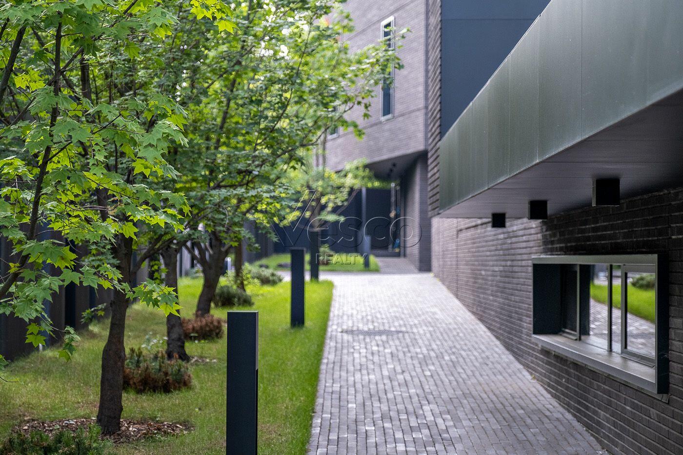 3-этажный коттедж 1 848 м² с отделкой