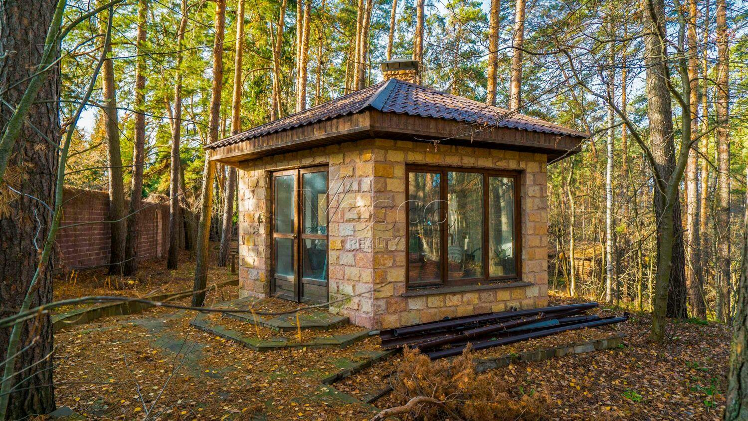 3-этажный коттедж 1 170 м² без отделки