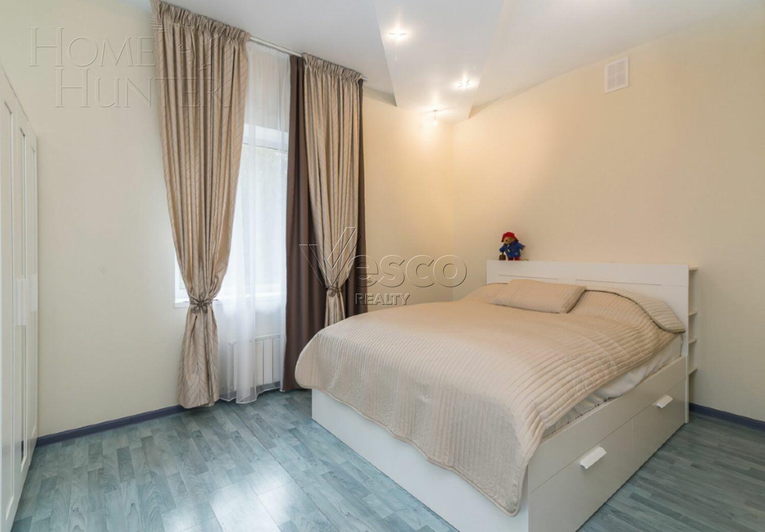 3-этажный коттедж 287 м² с отделкой